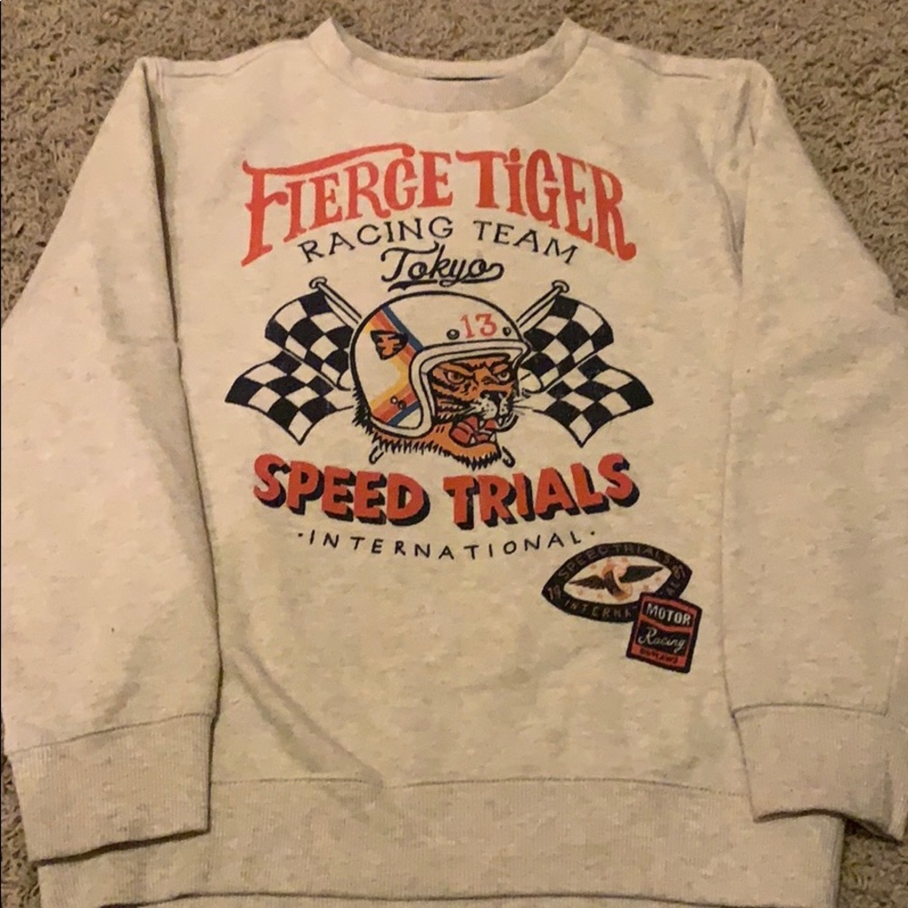 Boys Gymboree sweatshirt.